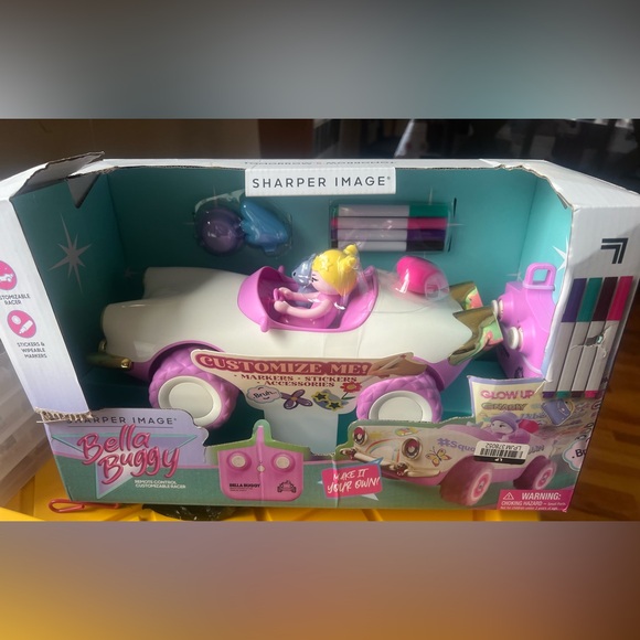 Sharper Image Bella Buggy RC
Customizable Racer - Picture 12 of 14